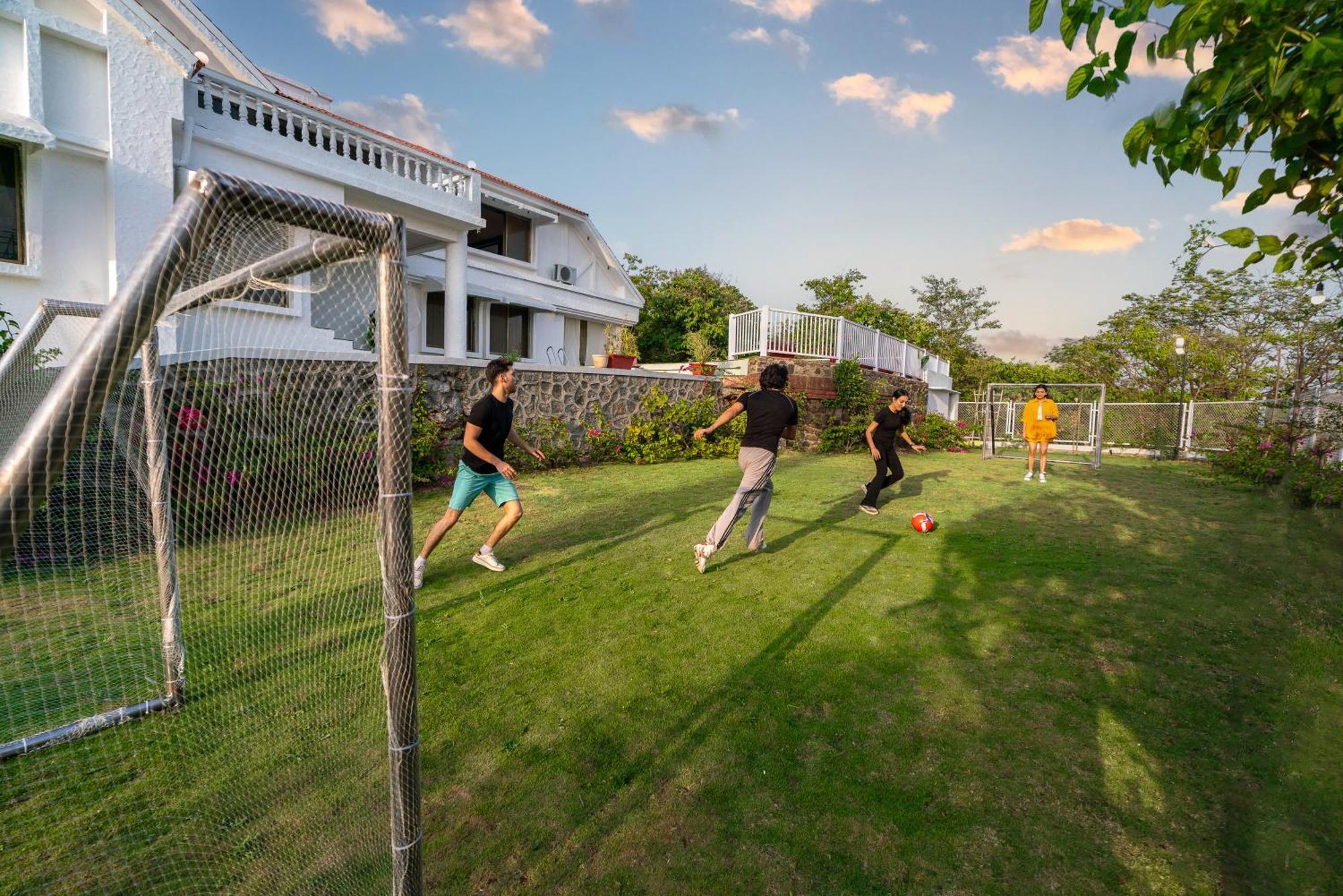 Ekostay Luxe - Casa Noah - Paddle Court & Sunset Point 罗纳瓦拉 外观 照片
