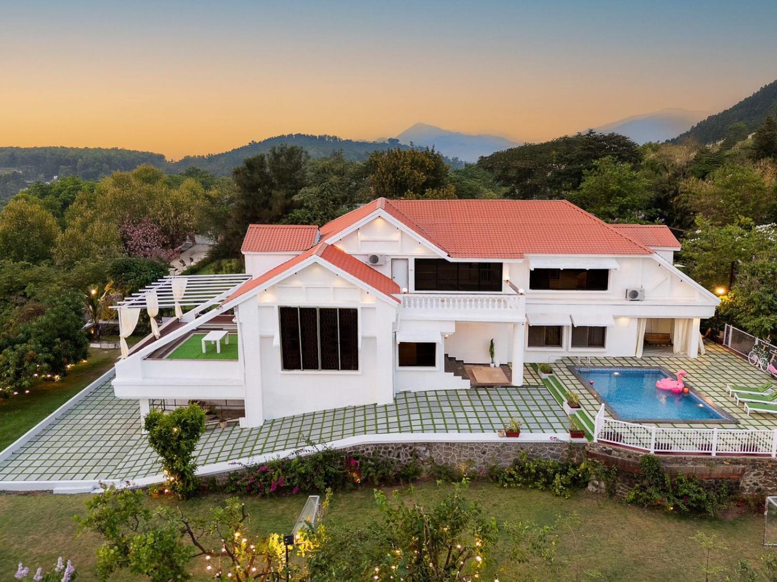 Ekostay Luxe - Casa Noah - Paddle Court & Sunset Point 罗纳瓦拉 外观 照片